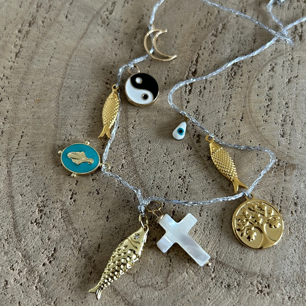 collier grigris avec arbre de vie