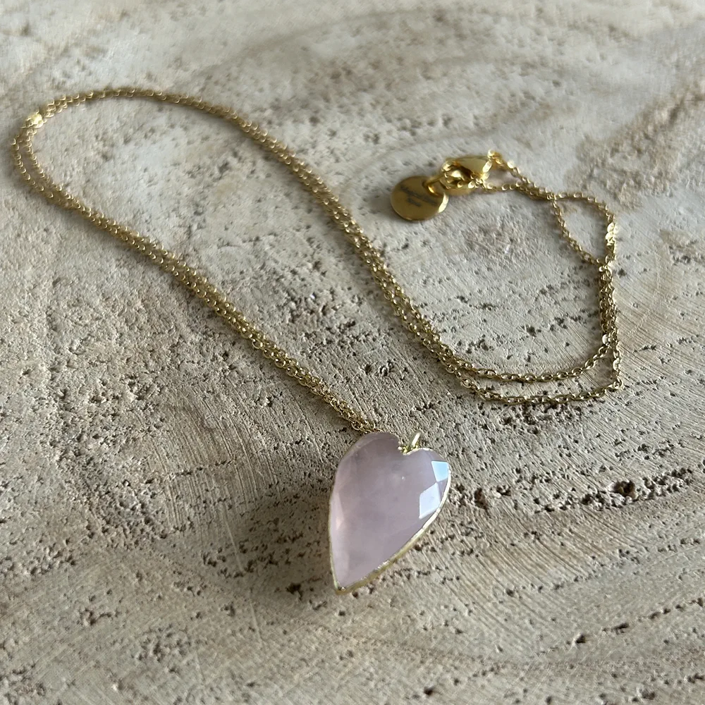 Collier en pierre naturelle Quartz Rose, pendentif coeur
