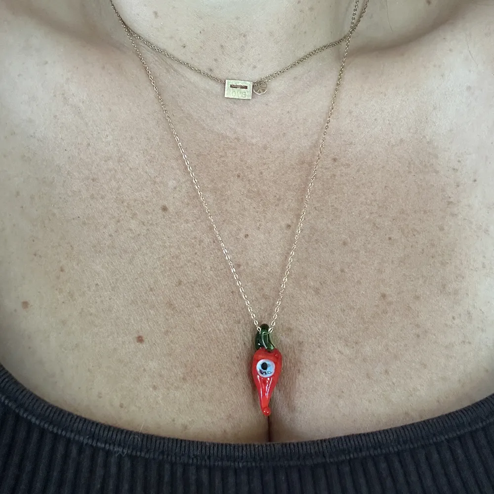 Collier grigri piment oeil en verre, Lililovemoon