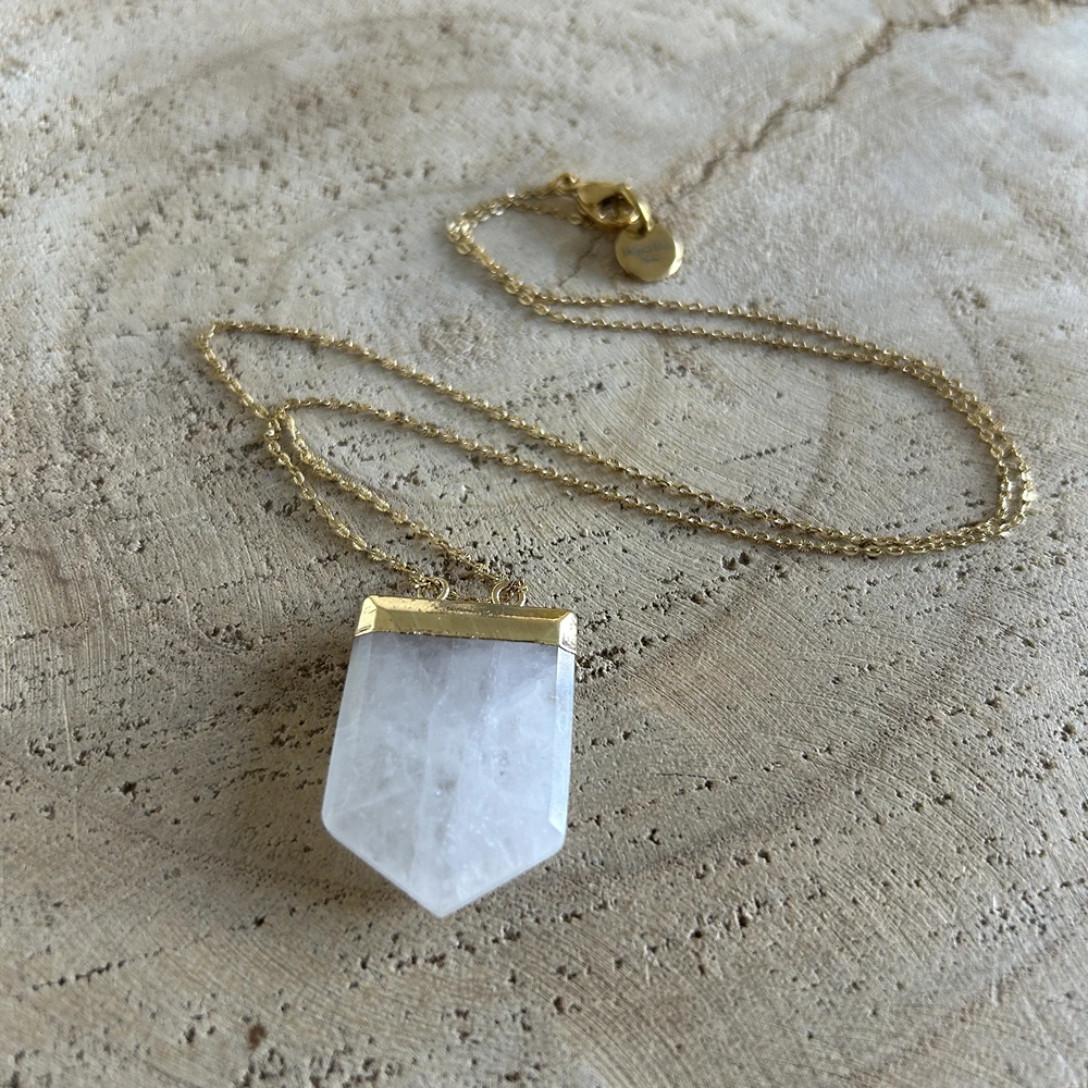 Collier pierre naturelle Cristal de Roche pointe